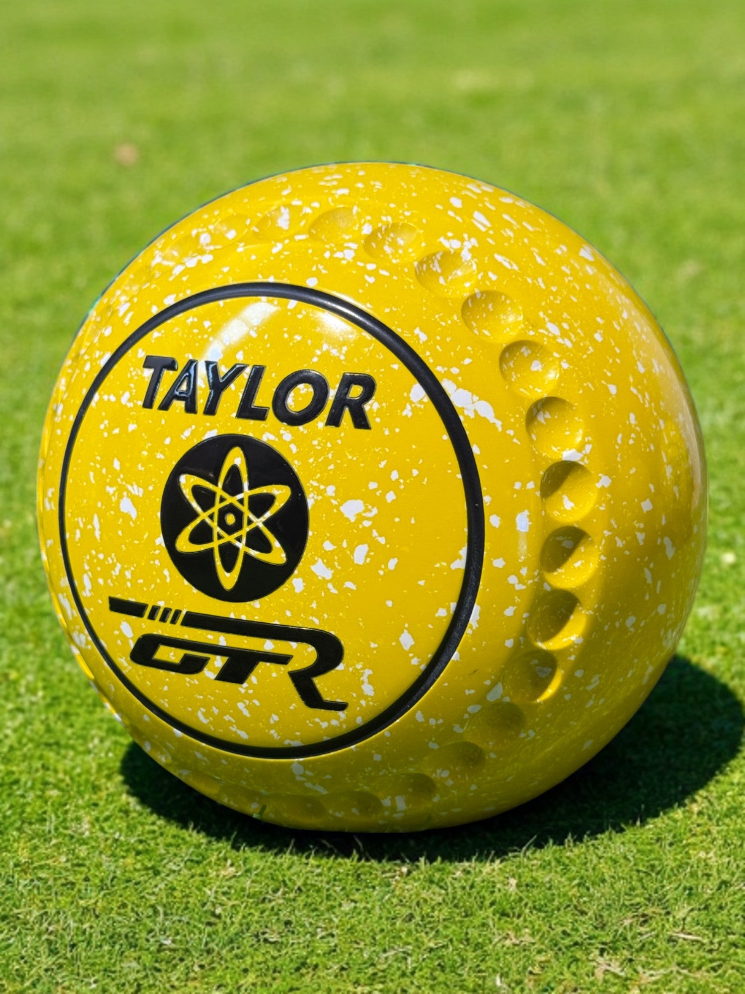 Taylor GTR Yellow/White (Lemon Sherbert) Geometric shape Size 1 Half Pipe 34 Stamp
