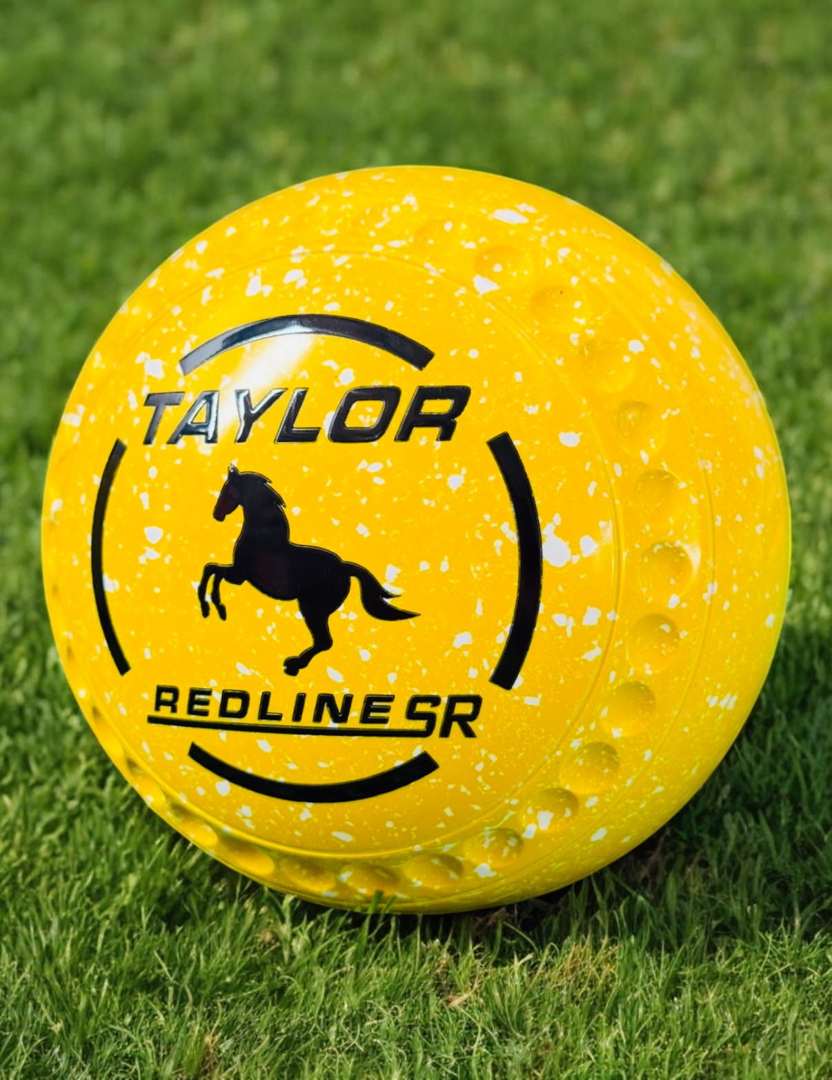 Taylor Redline SR Yellow/White (Lemon Sherbert) Horse Size 1 Half Pipe 34 Stamp