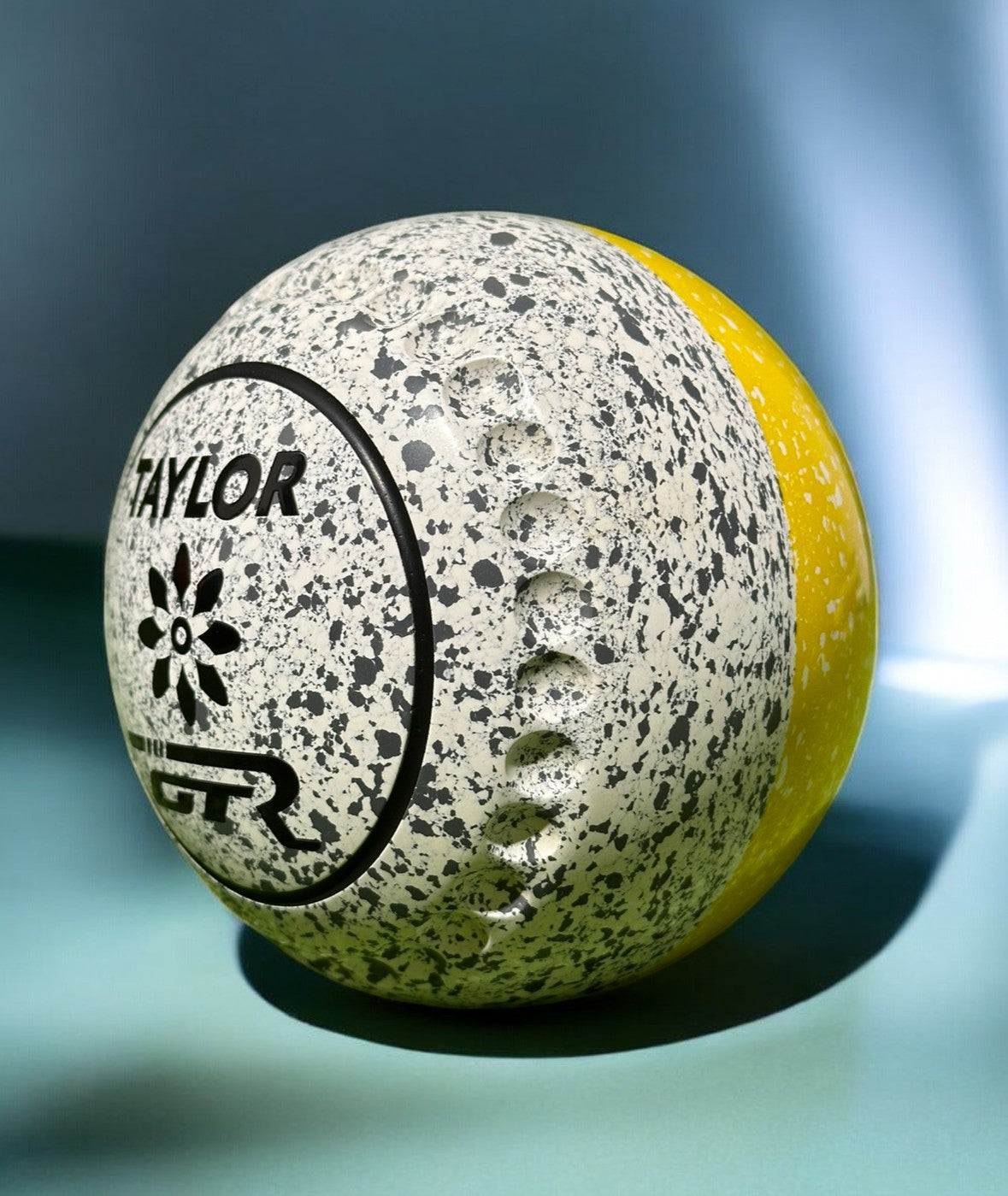 Taylor GTR Grey/Yellow Flower Size 2 Half Pipe 33 Stamp
