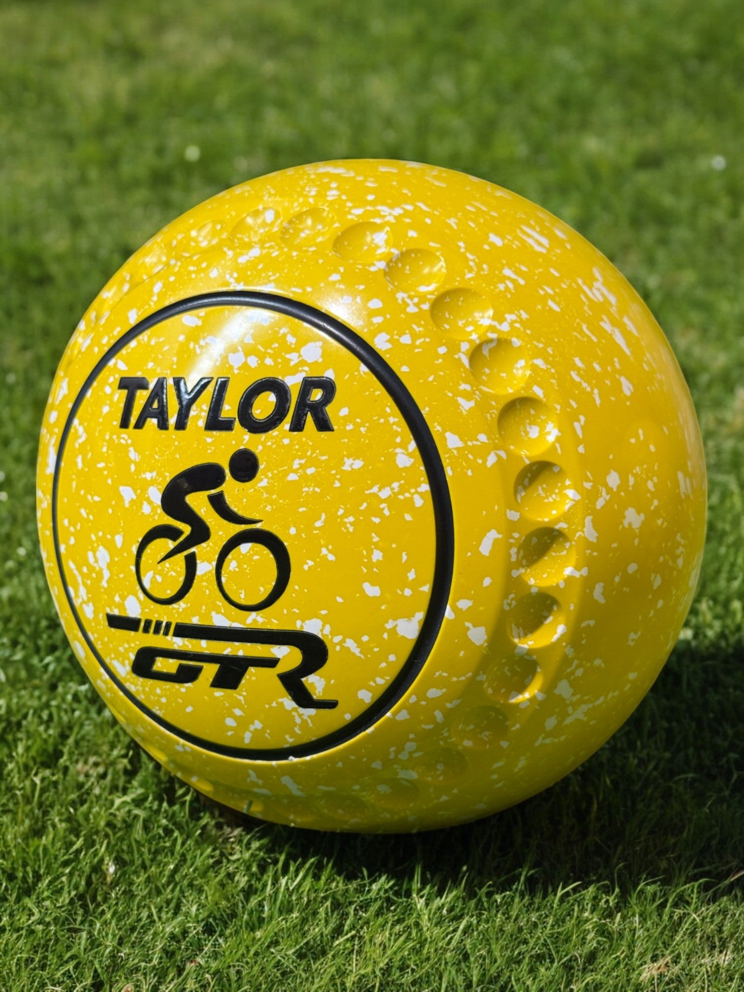 Taylor GTR Yellow/White (Lemon Sherbert) Cyclist Size 3 Half Pipe 34 Stamp