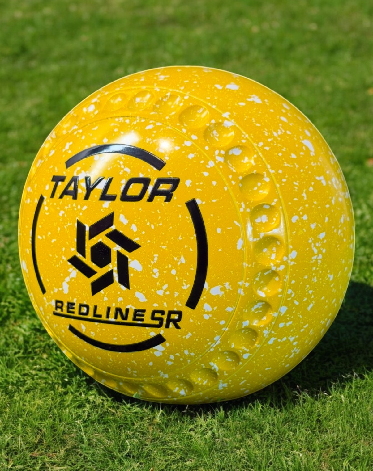 Taylor Redline SR Yellow/White (Lemon Sherbert) Geometric shape Size 4 Half Pipe 33 Stamp